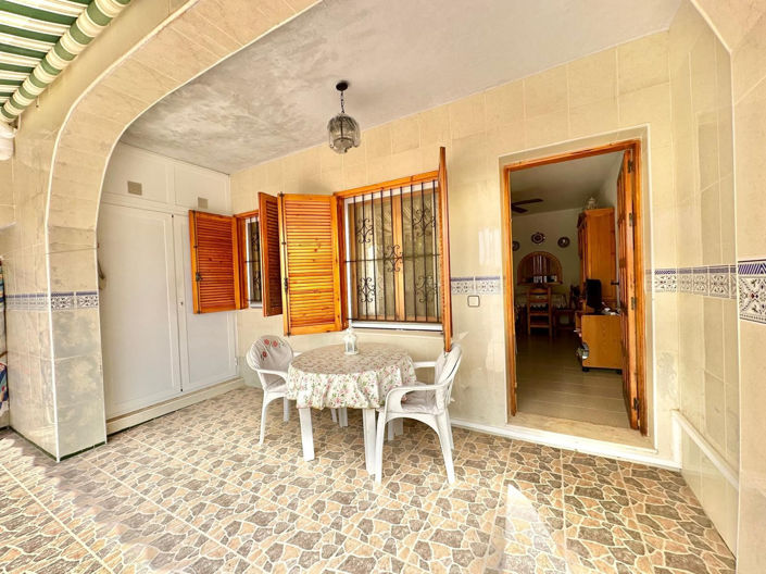 Image No.20-2 Bed Apartment for sale