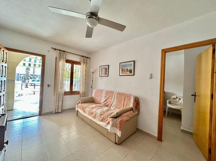 Image No.21-2 Bed Apartment for sale