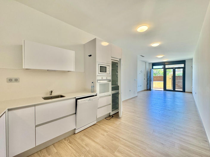 Image No.13-2 Bed Apartment for sale