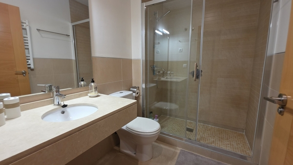 Image No.22-2 Bed Apartment for sale