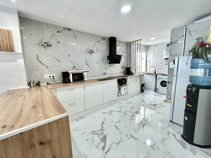 Image No.10-3 Bed Apartment for sale