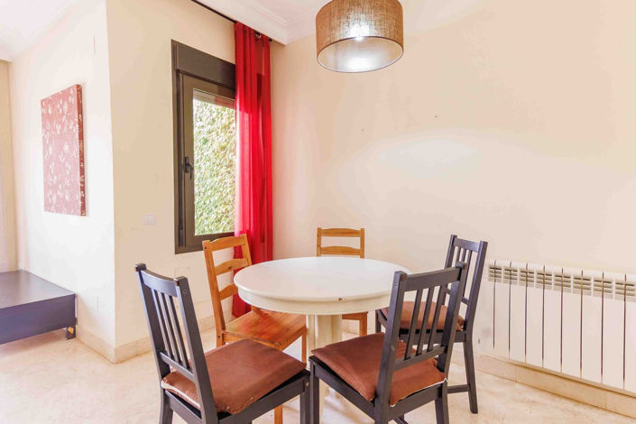 Image No.5-2 Bed Villa for sale