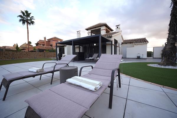 Image No.10-Villa / Independiente con 3 dormitorios en venta