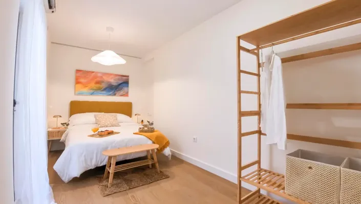Image No.20-3 Bed Townhouse for sale