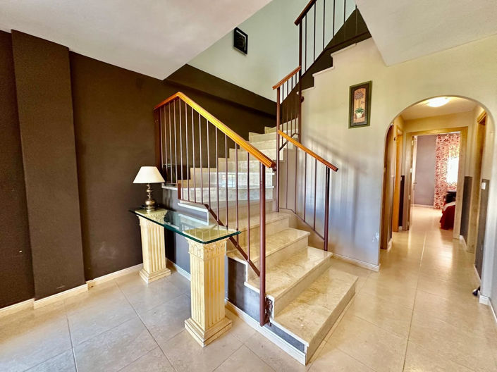 Image No.7-3 Bed Townhouse for sale