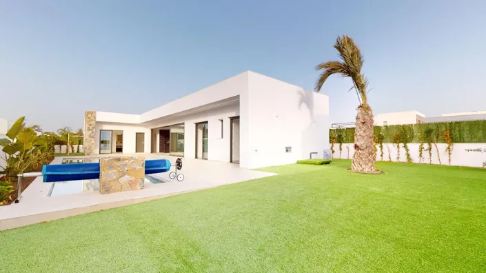 Image No.30-3 Bed Villa for sale