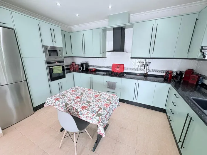 Image No.5-3 Bed Villa for sale
