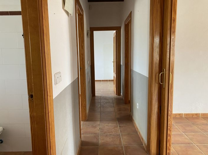 Image No.9-4 Bed Townhouse for sale