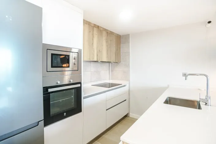 Image No.12-2 Bed Apartment for sale