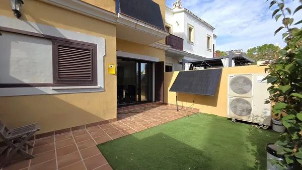 Image No.5-3 Bed Townhouse for sale