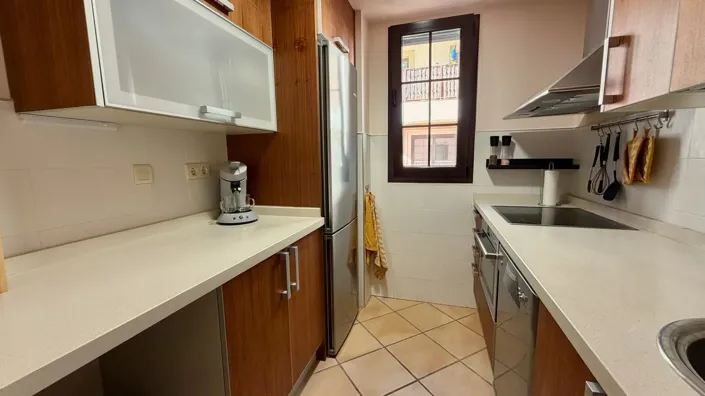 Image No.10-2 Bed Apartment for sale
