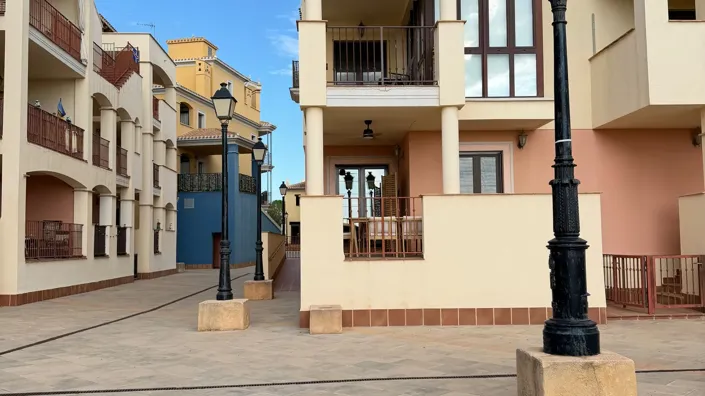 Image No.5-2 Bed Apartment for sale