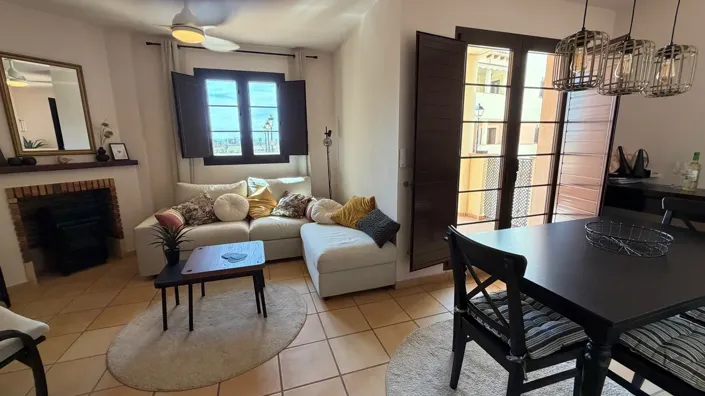 Image No.8-2 Bed Apartment for sale