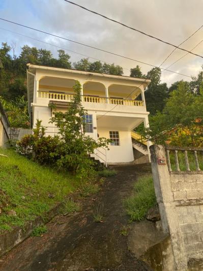 Image No.2-Maison de 6 chambres à vendre à Dominique