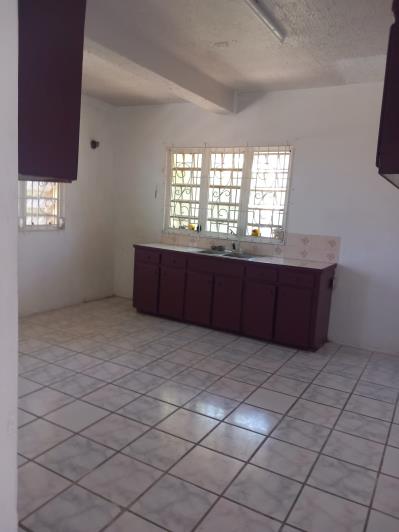 Image No.7-8 Bed Commercial for sale