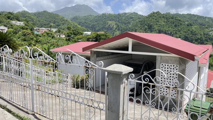 Image No.3-5 Bed House for sale