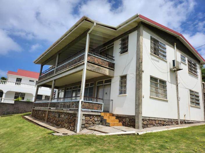 Image No.9-5 Bed House for sale