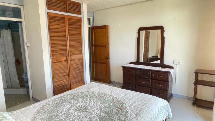 Image No.28-5 Bed House for sale