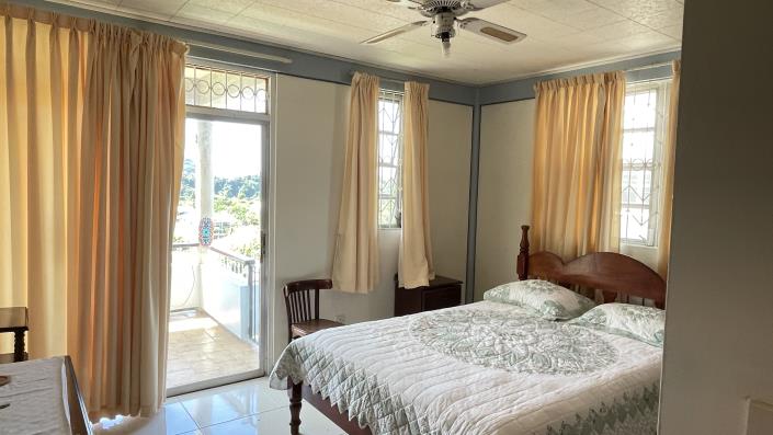 Image No.29-5 Bed House for sale