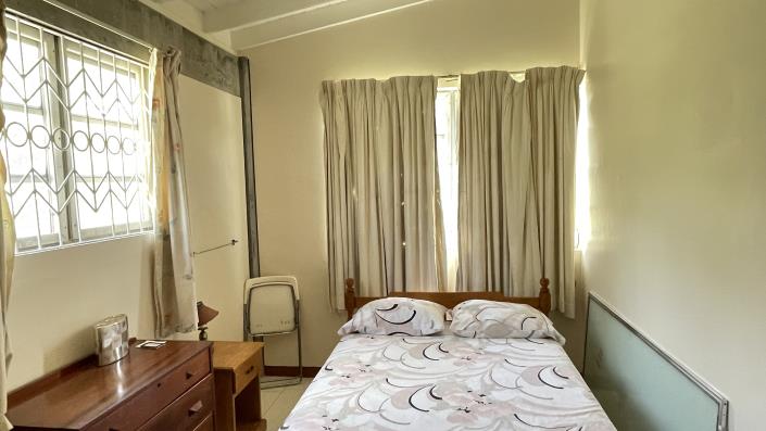 Image No.34-5 Bed House for sale