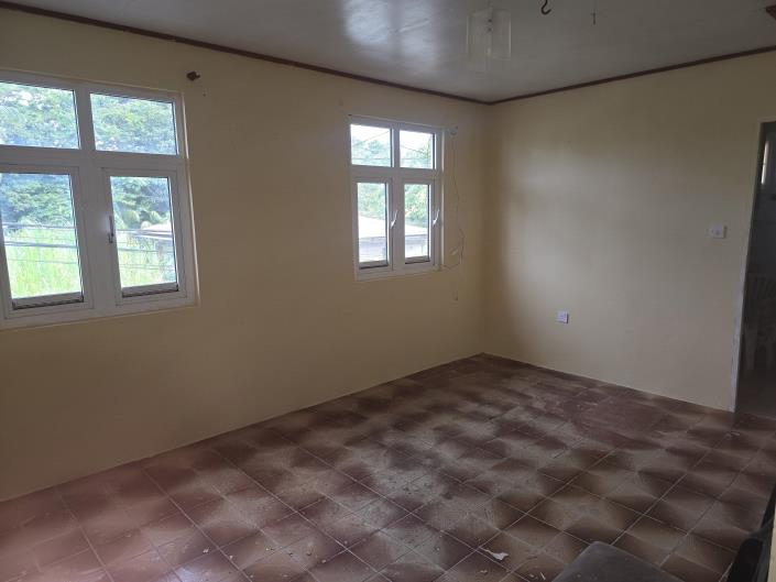 Image No.23-3 Bed Commercial for sale