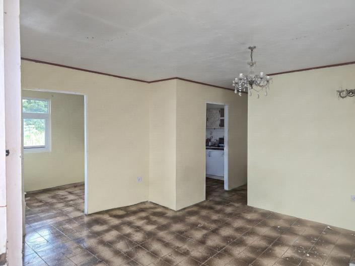 Image No.22-3 Bed Commercial for sale