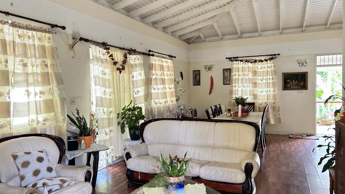 Image No.5-4 Bed House for sale