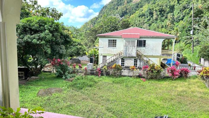 Image No.14-4 Bed House for sale