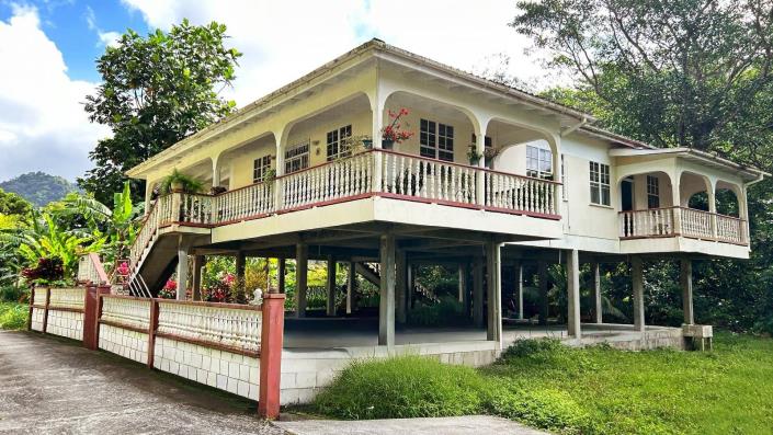 Image No.14-4 Bed House for sale