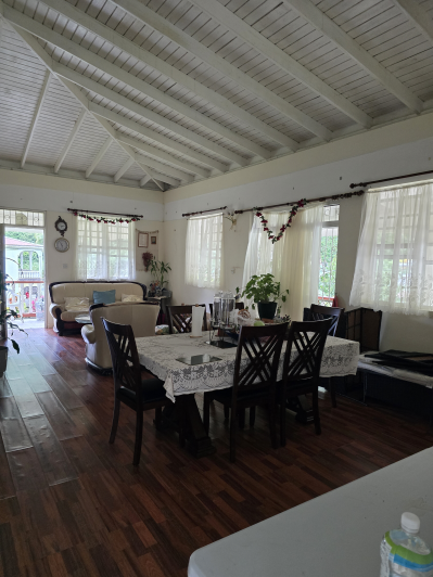 Image No.21-4 Bed House for sale