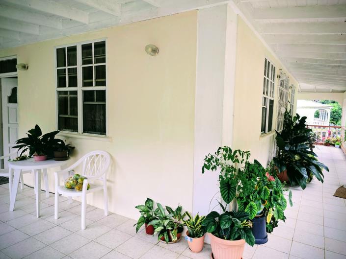 Image No.27-4 Bed House for sale