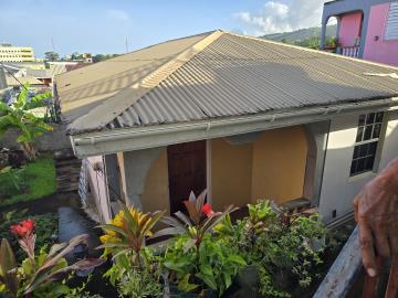 1 - Roseau, Bungalow