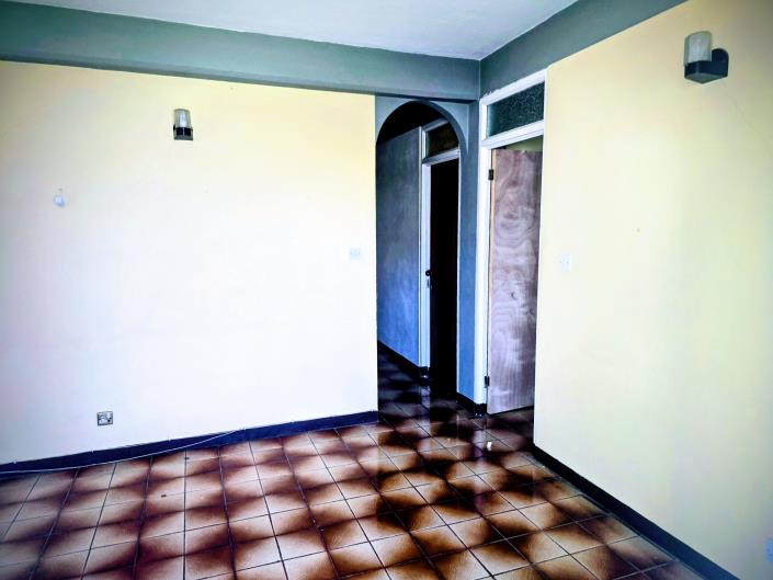 Image No.3-3 Bed House for sale