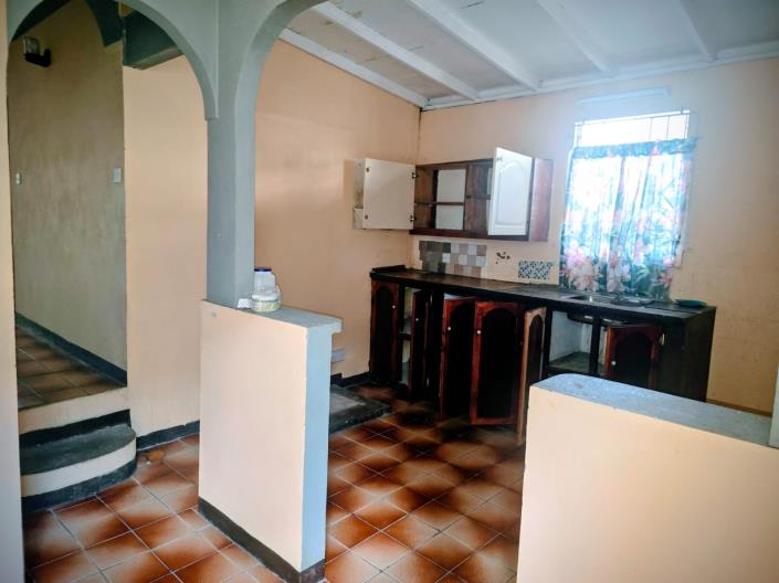 Image No.17-3 Bed House for sale