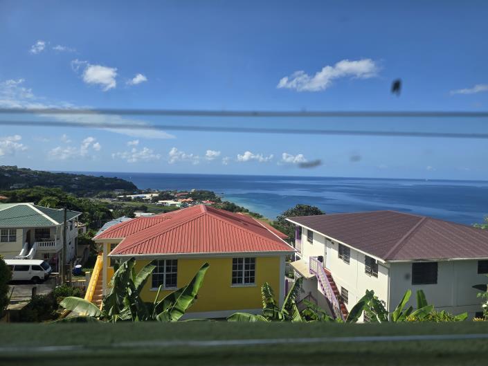 Image No.15-4 Bed House for sale