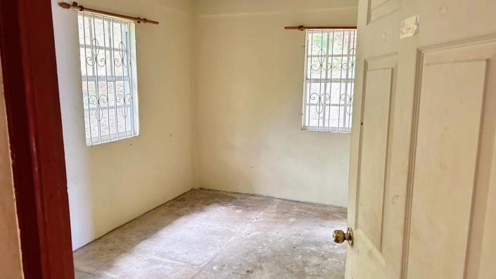 Image No.20-3 Bed Bungalow for sale