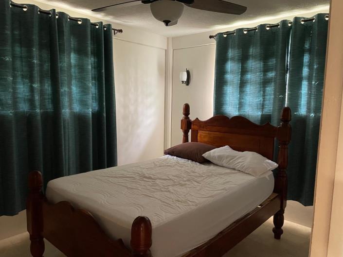 Image No.3-3 Bed House for sale