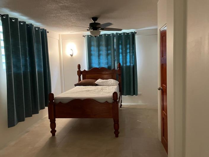 Image No.16-3 Bed House for sale