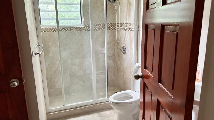 Image No.20-3 Bed House for sale