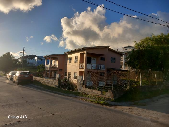 Image No.3-5 Bed House for sale