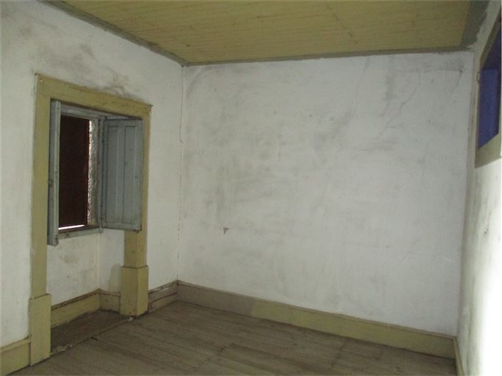 Image No.11-3 Bed Property for sale