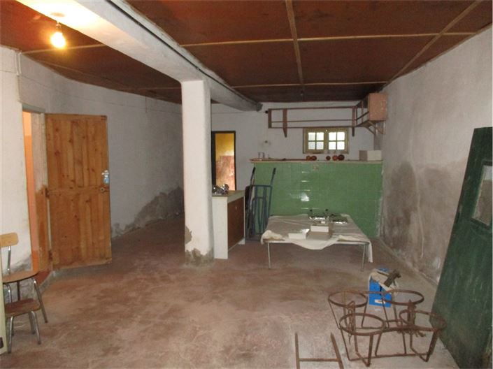 Image No.6-3 Bed Property for sale