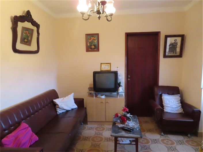 Image No.19-3 Bed Property for sale