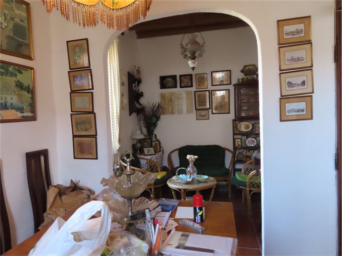 Image No.32-6 Bed Property for sale