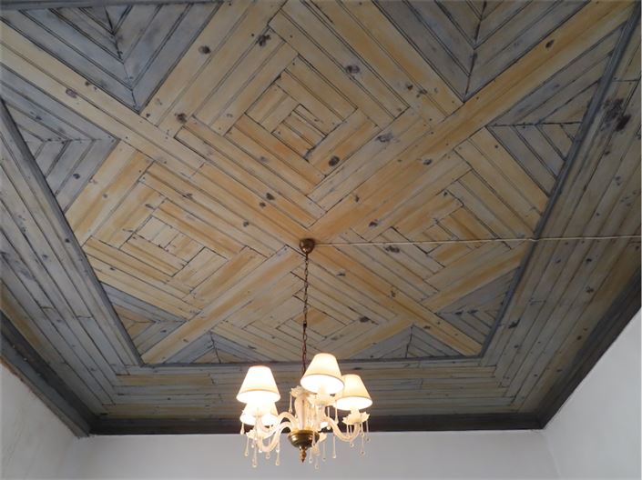 Image No.40-6 Bed Property for sale