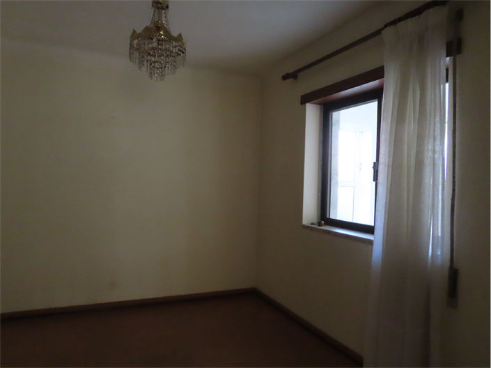 Image No.8-3 Bed Property for sale