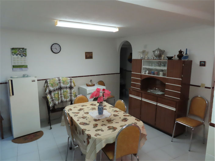 Image No.15-3 Bed Property for sale