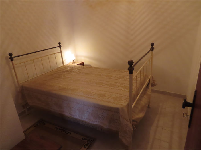 Image No.7-3 Bed Property for sale