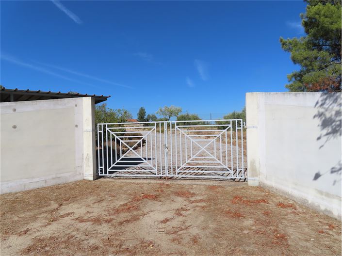 Image No.13-3 Bed Property for sale