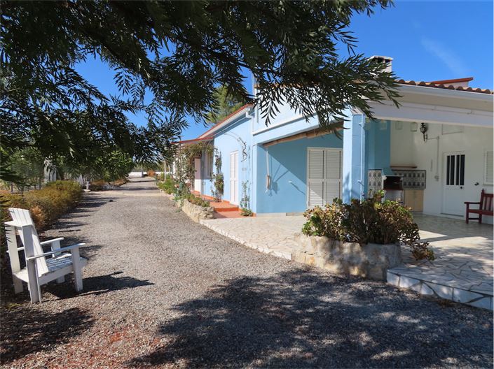 Image No.29-3 Bed Property for sale